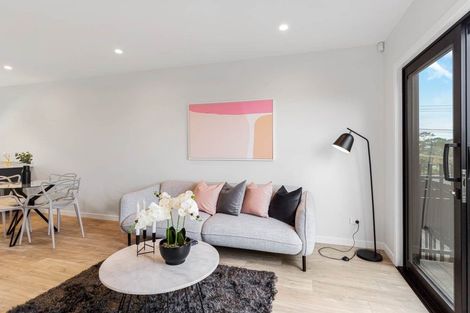 Photo of property in 3/805 Riddell Road, Saint Heliers, Auckland, 1071