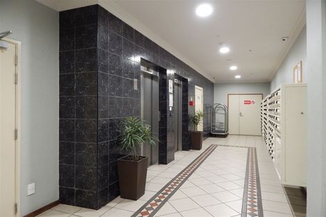 Photo of property in Atrium Towers, 1r/154 The Terrace, Wellington Central, Wellington, 6011