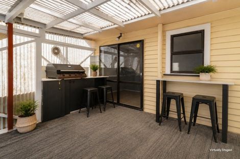 Photo of property in 31 Freemans Road, Otaki, 5512