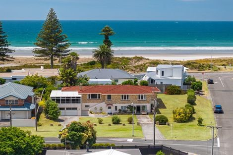 Photo of property in 35 Muricata Avenue, Mount Maunganui, 3116