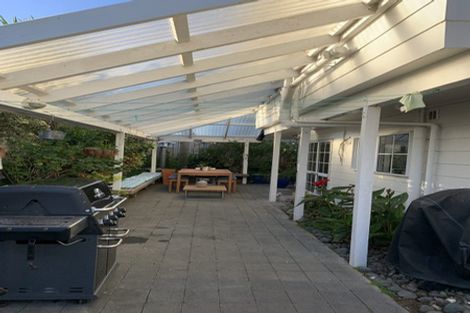 Photo of property in 2/34 Princes Street, Northcote Point, Auckland, 0627