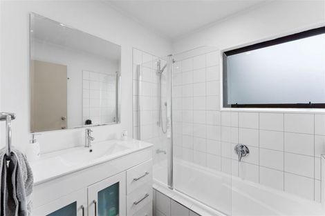 Photo of property in 79 Matai Road, Raumati South, Paraparaumu, 5032