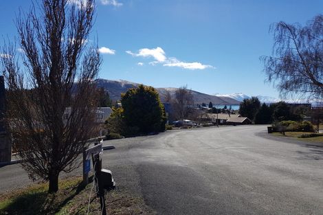 Photo of property in 18a Murray Place, Lake Tekapo, 7999