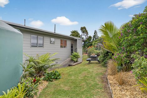 Photo of property in 1893 Paparoa Valley Road, Paparoa, 0571