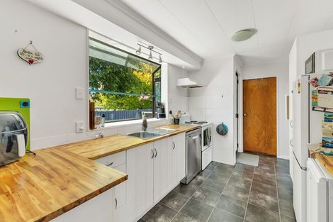 Photo of property in 10 Tawari Street, Inglewood, 4330