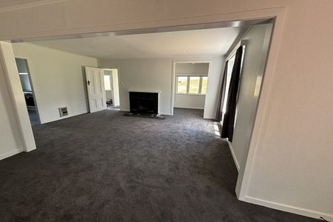 Photo of property in 57 Hanham Road, Kumeu, 0891