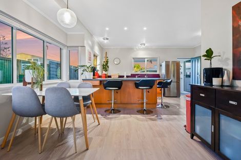 Photo of property in 372 Cobham Drive, Hillcrest, Hamilton, 3216