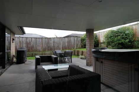 Photo of property in 8 Parkgrove Crescent, Pokeno, 2402