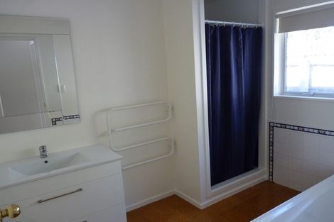 Photo of property in 32 Oxley Avenue, St Albans, Christchurch, 8014