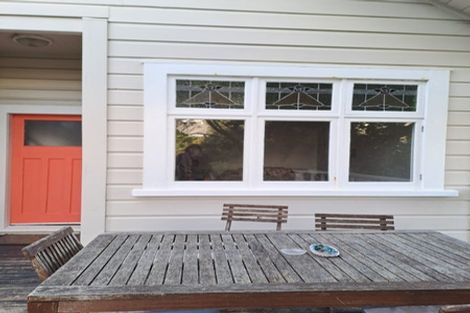 Photo of property in 27 Maida Vale Road, Roseneath, Wellington, 6011