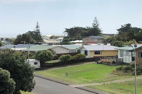 Photo of property in 23 Takitimu Street, Waitarere Beach, Levin, 5510