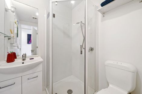 Photo of property in Terrace Garden Apartments, 13b/120 The Terrace, Wellington Central, Wellington, 6011