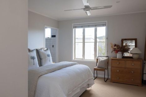 Photo of property in 32 Te Aute Road, Havelock North, 4130