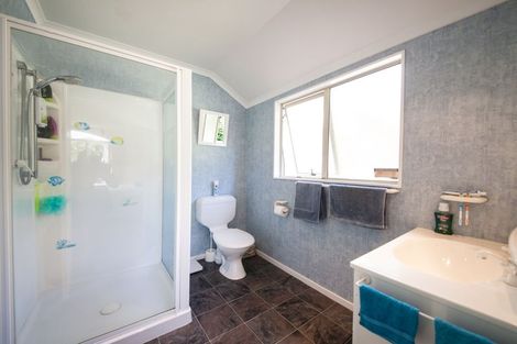 Photo of property in 29 Ngahere Park Road, Turitea, Palmerston North, 4472