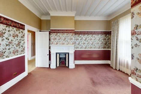 Photo of property in 215 Bridge Street, Bulls, 4818