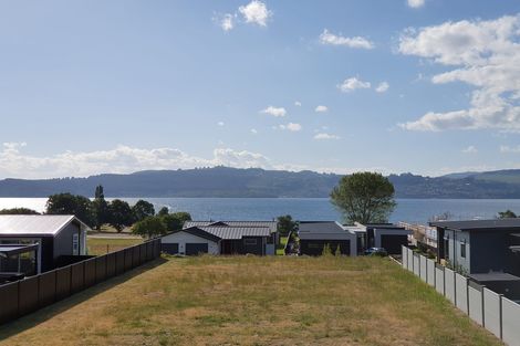 Photo of property in 20 Kurapoto Lane, Rainbow Point, Taupo, 3330
