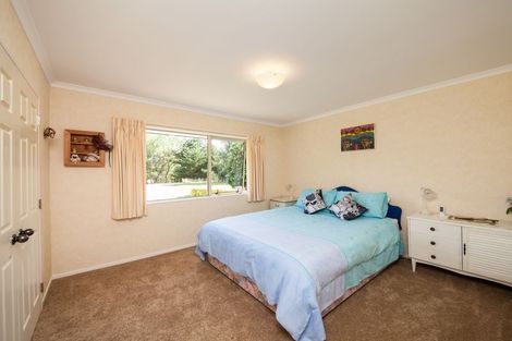 Photo of property in 29 Ngahere Park Road, Turitea, Palmerston North, 4472