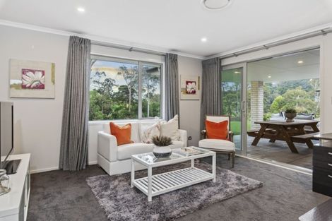 Photo of property in 4 Maddies Road, Kaukapakapa, 0873