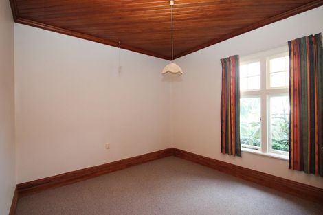 Photo of property in 38 Ure Street, South Hill, Oamaru, 9400