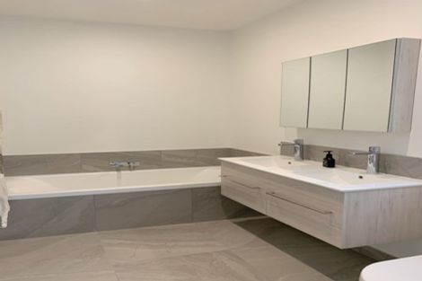 Photo of property in 2 Crieff Street, Northland, Wellington, 6012