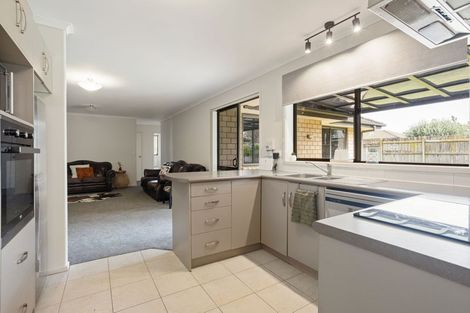 Photo of property in 401 Hukanui Road, Rototuna, Hamilton, 3210