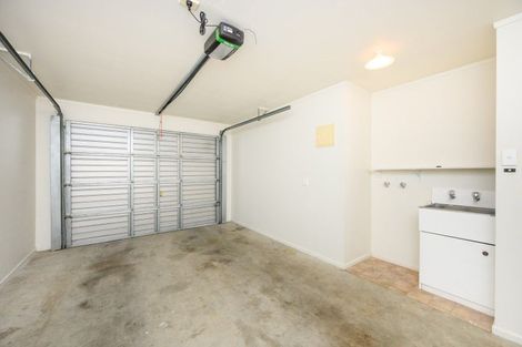 Photo of property in 714 Pioneer Highway, Takaro, Palmerston North, 4412