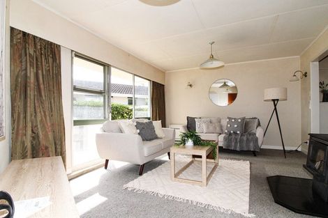 Photo of property in 78 Victoria Street, Carterton, 5713