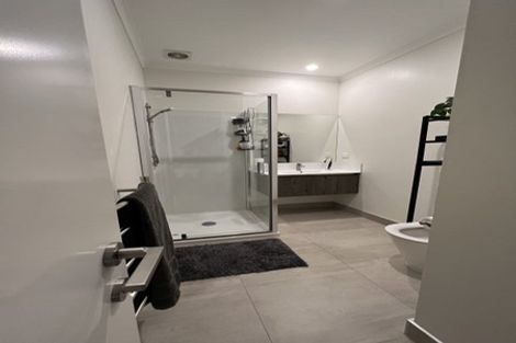 Photo of property in 2/2 Warrant Officer Lane, Hobsonville, Auckland, 0616