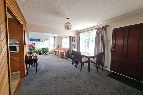 Photo of property in 18 Medina Crescent, Parklands, Christchurch, 8083