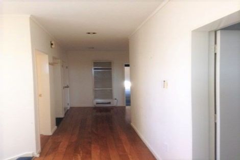 Photo of property in 1 Kotare Street, Waikanae, 5036