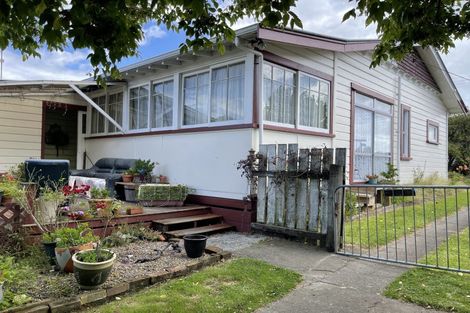 Photo of property in 19 Tavistock Road, Waipukurau, 4200