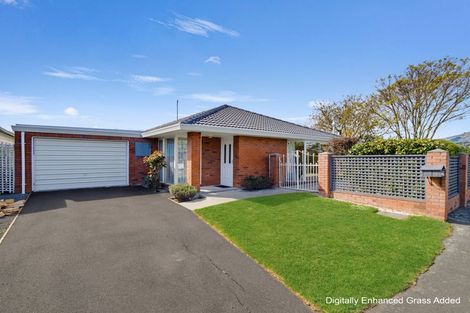 Photo of property in 36 Palmside Street, Somerfield, Christchurch, 8024