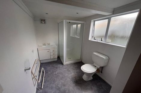 Photo of property in 1118 Fergusson Drive, Clouston Park, Upper Hutt, 5018