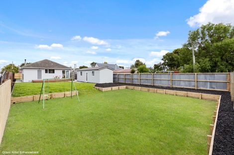 Photo of property in 40 Bower Avenue, New Brighton, Christchurch, 8083