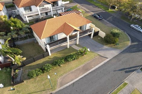Photo of property in 11 Parkwood Crescent, Gulf Harbour, Whangaparaoa, 0930