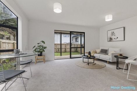 Photo of property in 8 Kupari Place, Totara Vale, Auckland, 0629