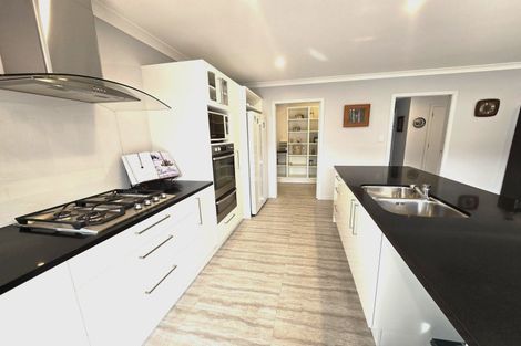 Photo of property in 41 Parata Street, Hokowhitu, Palmerston North, 4410