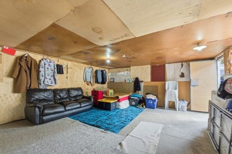 Photo of property in 21 Sharland Avenue, Manurewa, Auckland, 2102
