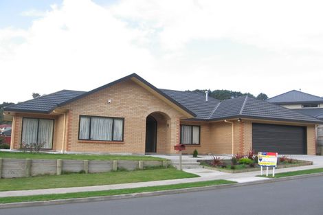 Photo of property in 42 Furlong Crescent, Churton Park, Wellington, 6037