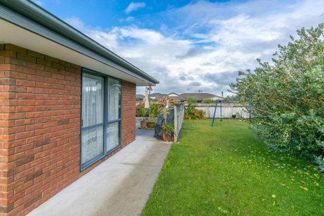 Photo of property in 6 Limousin Place, Grandview Heights, Hamilton, 3200