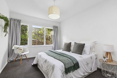 Photo of property in 142 The Ridgeway, Mornington, Wellington, 6021