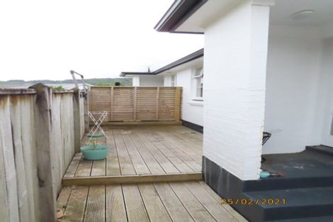 Photo of property in 2/1003 Fergusson Drive, Ebdentown, Upper Hutt, 5018