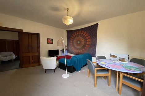 Photo of property in 4 Levy Street, Mount Victoria, Wellington, 6011