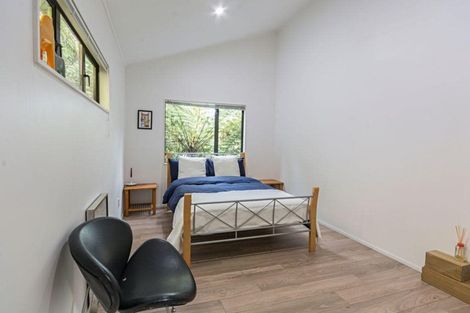 Photo of property in 24 Valley Road, Titirangi, Auckland, 0604