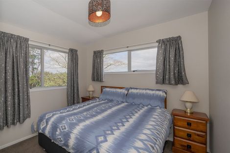 Photo of property in 10 Poplar Street, Whitianga, 3510