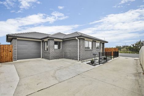 Photo of property in 1 Totara Meadows Court, Wiri, Auckland, 2104