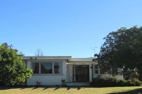 Photo of property in 7 Mahoe Street, Otaki Beach, Otaki, 5512