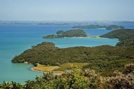 Photo of property in 106a Manawaora Road, Russell, 0272