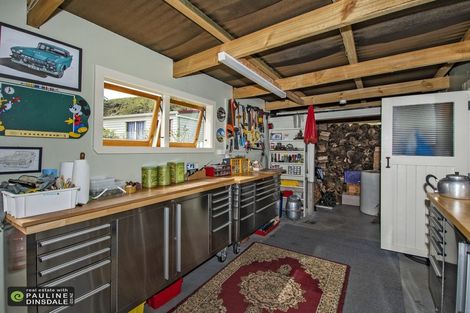 Photo of property in 73 George Street, Hikurangi, 0114