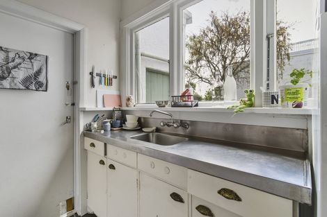 Photo of property in 82 Stafford Street, Dunedin Central, Dunedin, 9016